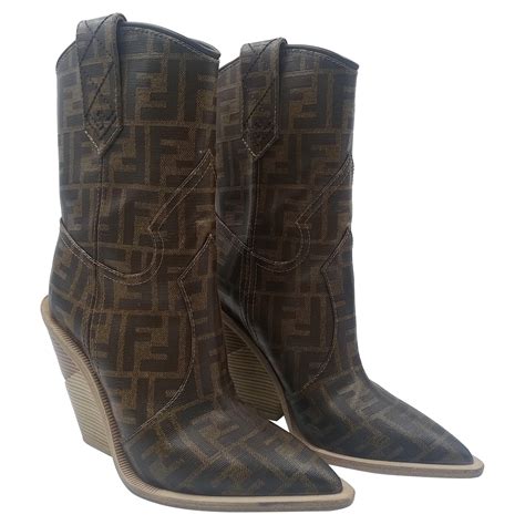 fendi short western boots